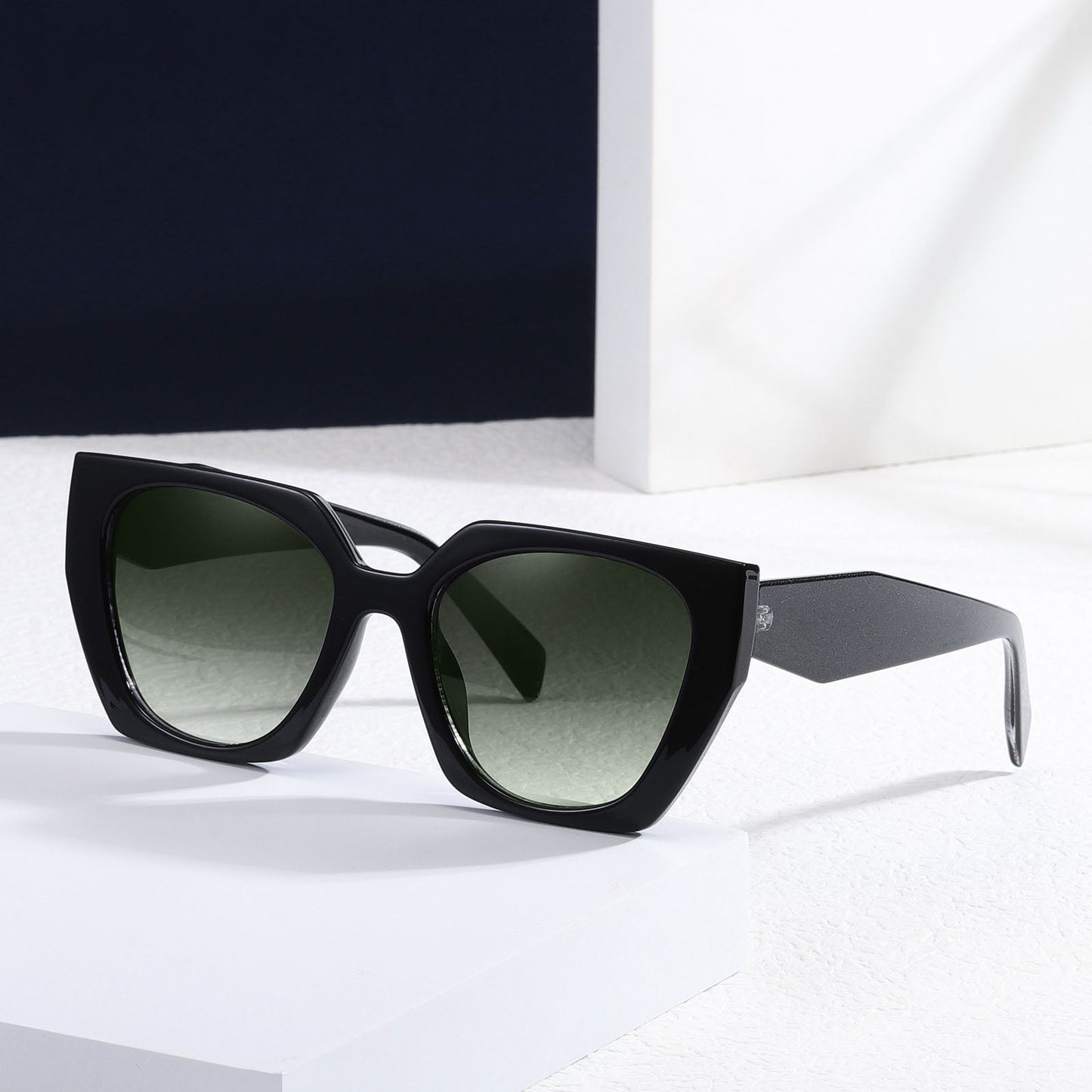 BODALA Sunglasses-Lifestyle Collection-Y2002 Green